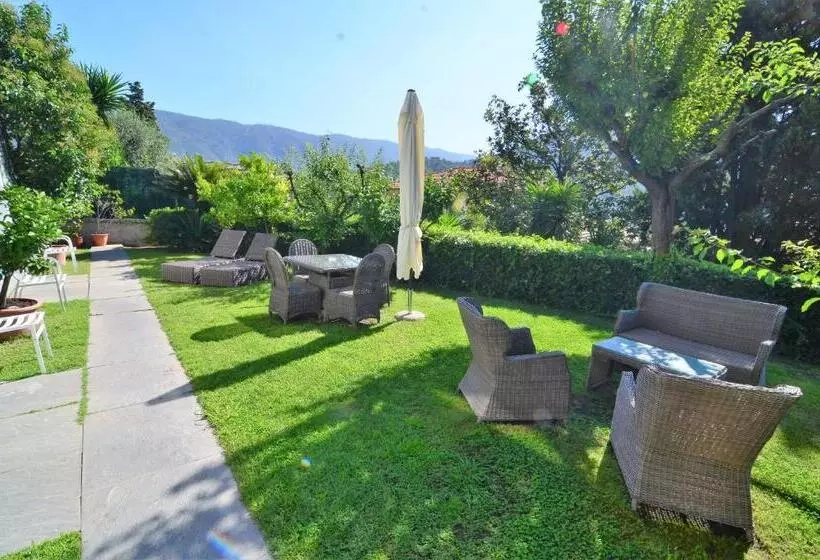 اتاق سوپریور با چشم‌انداز باغ, Villa Margherita