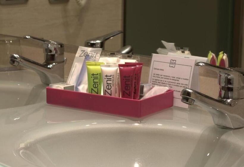 Номер Economy Индивидуальный, Zenit Borrell