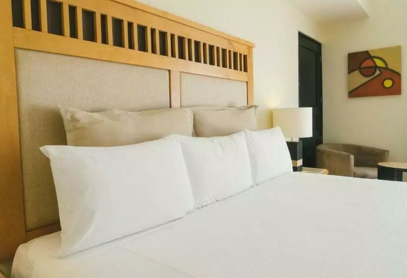 اتاق لوکس, Nyx Cancun