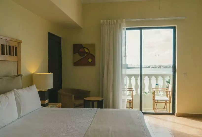 اتاق لوکس, Nyx Cancun