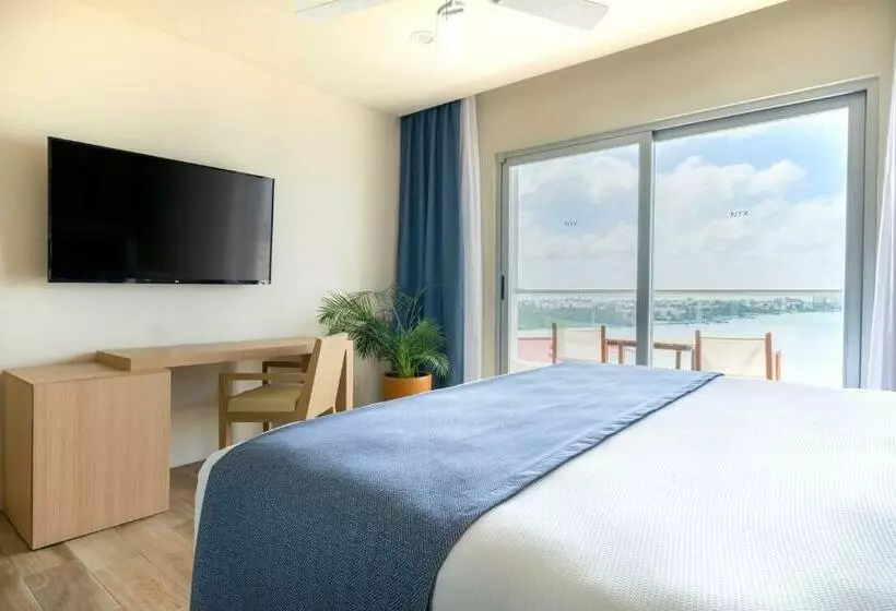 سوییت, Nyx Cancun