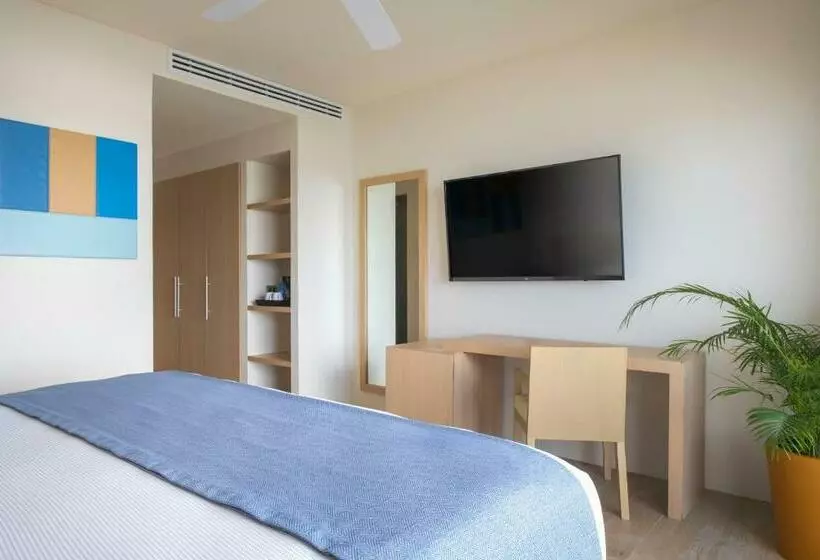 سوییت, Nyx Cancun