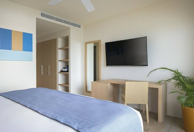 Suite, Nyx Cancun