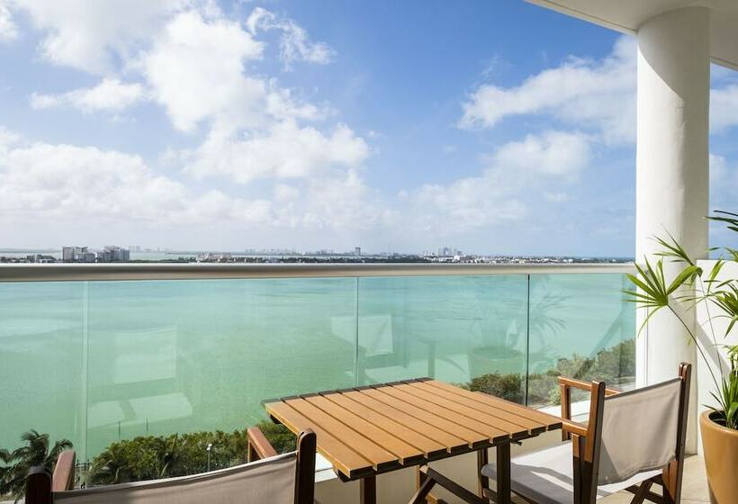 Suite, Nyx Cancun