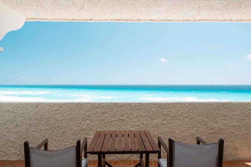 سوییت جونیور, Nyx Cancun