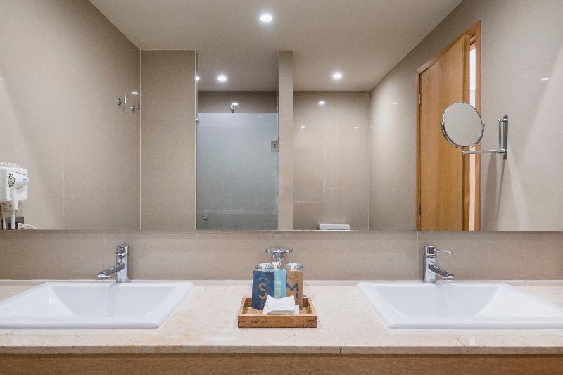 标准间, Nyx Cancun