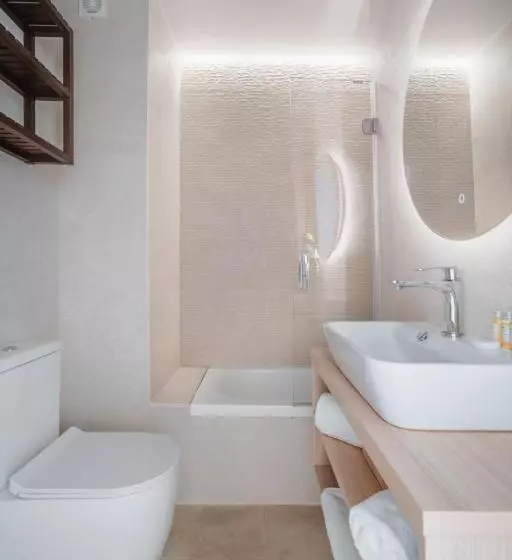 آپارتمان 1 خوابه با چشمانداز دریا, Portomar Apartments