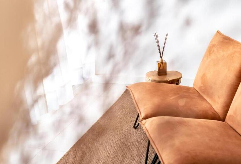 주니어 스위트, Portomar Apartments