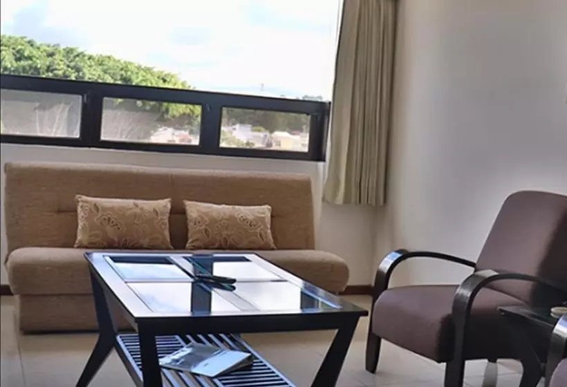 سوییت جونیور, Suites Jardin Imperial