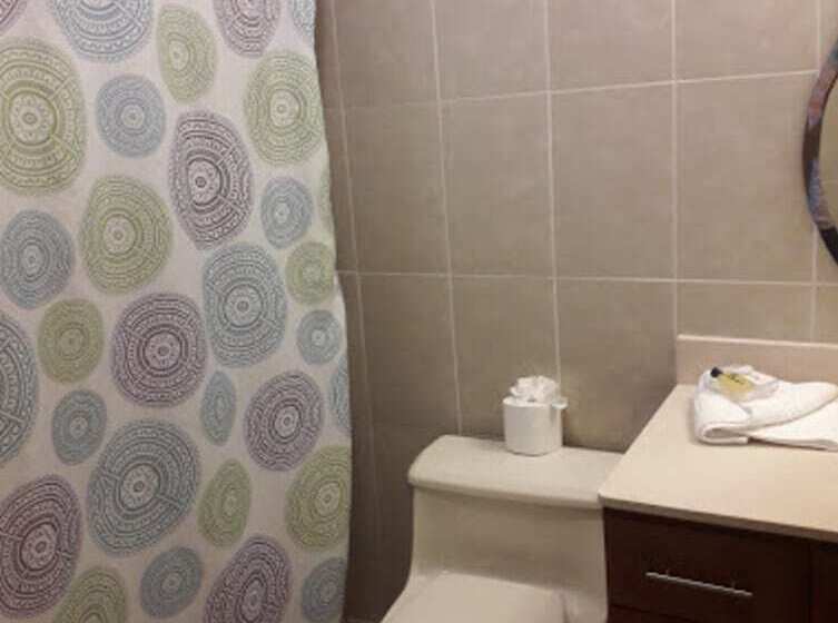 سوییت جونیور, Suites Jardin Imperial