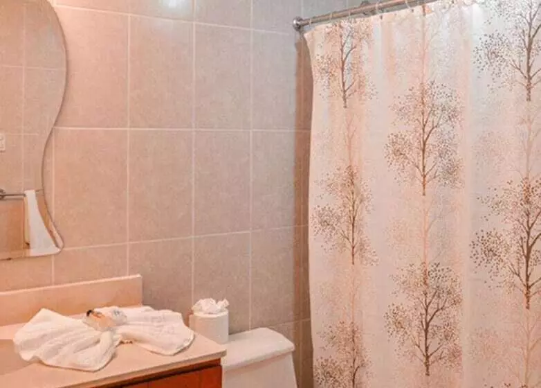 سوییت جونیور, Suites Jardin Imperial