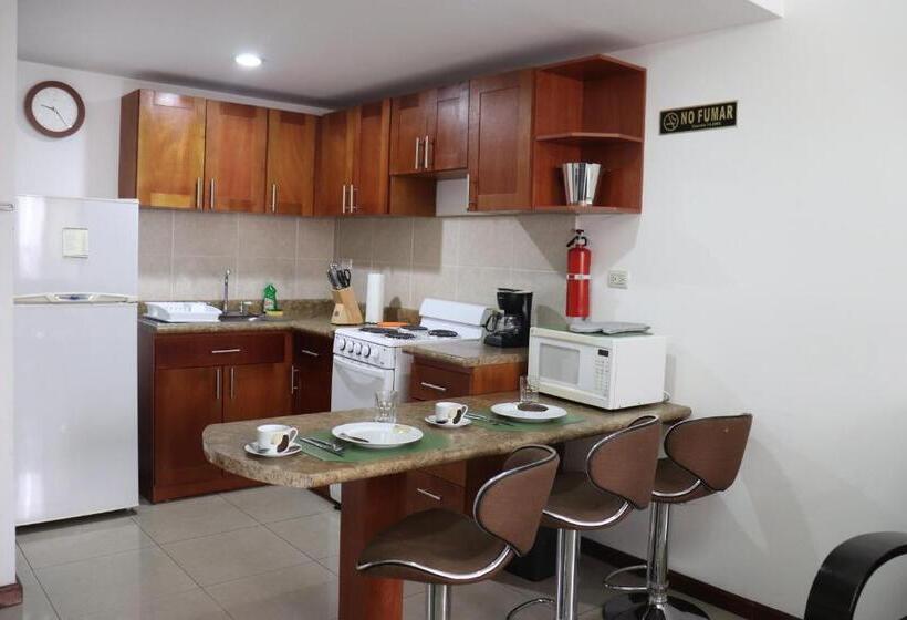 سوییت جونیور, Suites Jardin Imperial