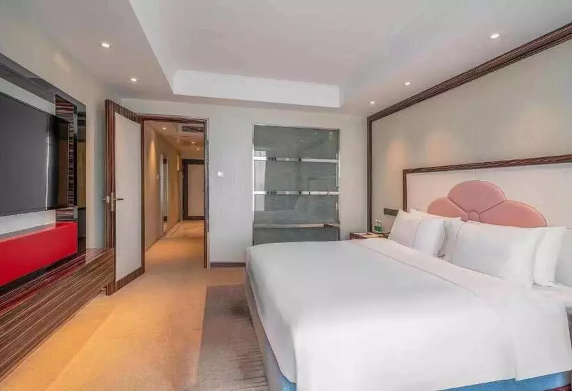 キングサイズベッドのデラックススイート, Suning Universal Hotel All Suites