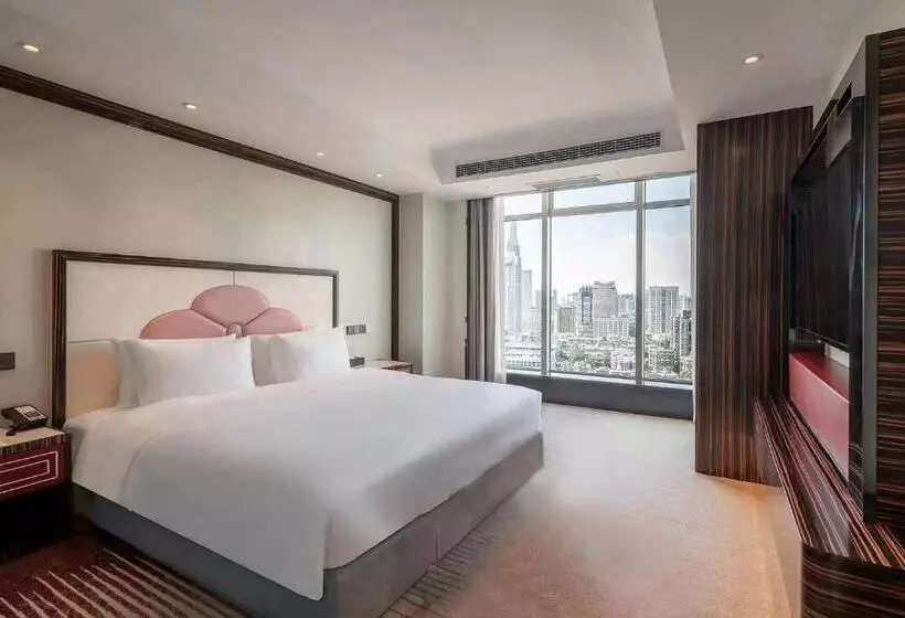キングサイズベッドのデラックススイート, Suning Universal Hotel All Suites