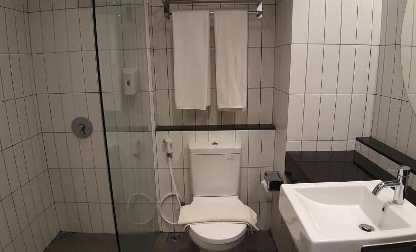 디럭스 룸, Grand Cordela Hotel As Putra Kuningan