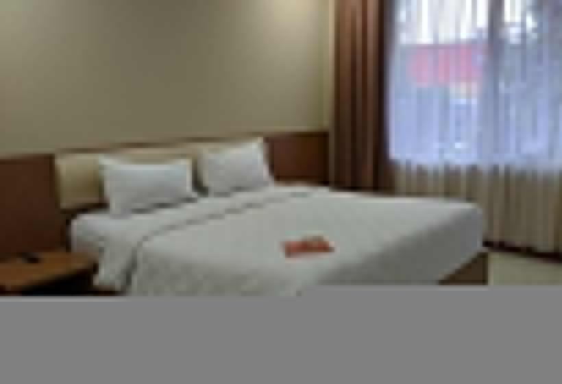디럭스 룸, Grand Cordela Hotel As Putra Kuningan