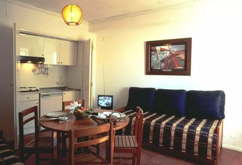 استودیوی استاندارد, Regina Apartamentos