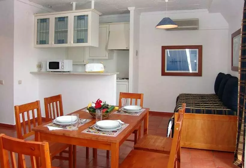 آپارتمان 1 خوابه, Regina Apartamentos
