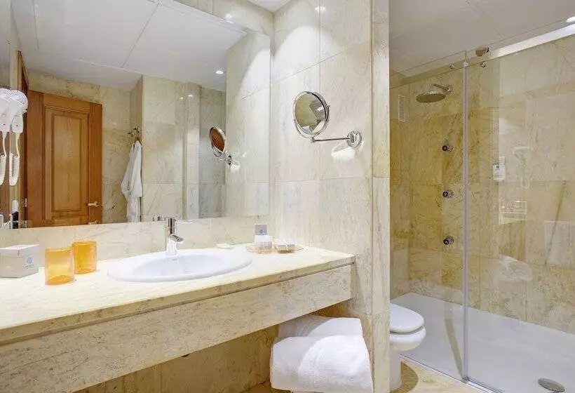 سوئیت پریمیوم, Grupotel Parc Natural & Spa