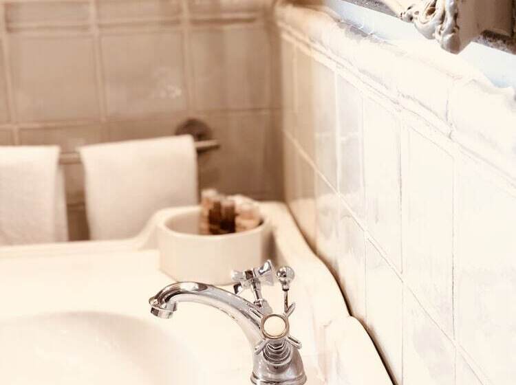 اتاق استاندارد, Abaco Altea