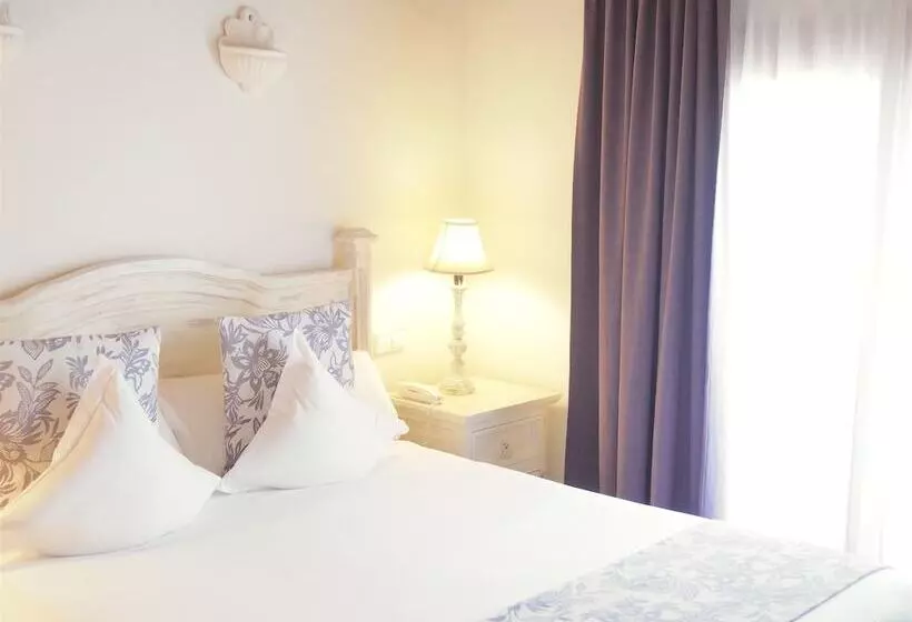 اتاق استاندارد با بالکن, Abaco Altea