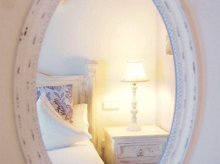 اتاق استاندارد با بالکن, Abaco Altea