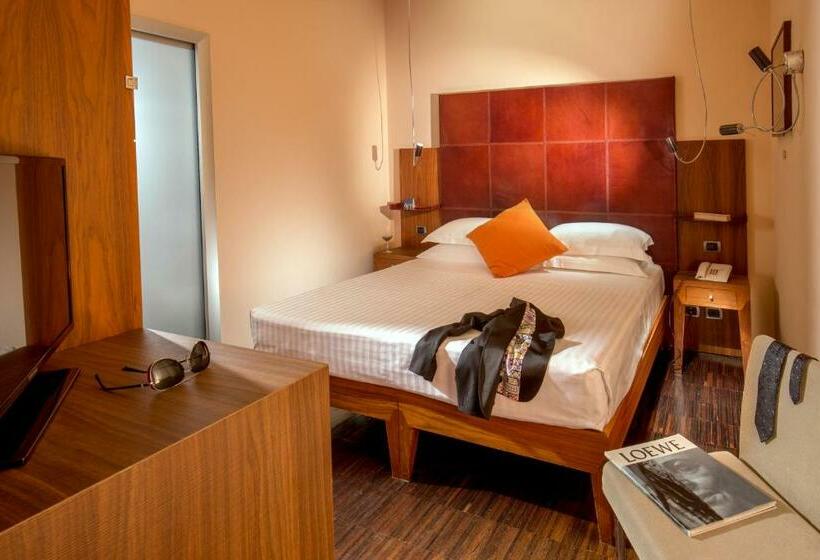 סוויטה, Maison Roma Piazza Di Spagna Una Esperienze