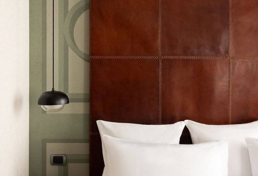 חדר סופריור, Maison Roma Piazza Di Spagna Una Esperienze