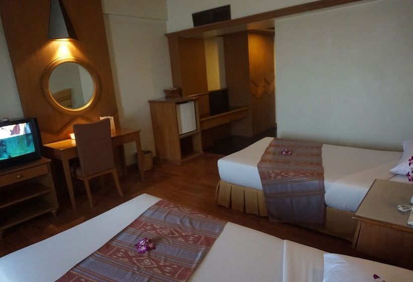 デラックスルーム, Ban Chiang