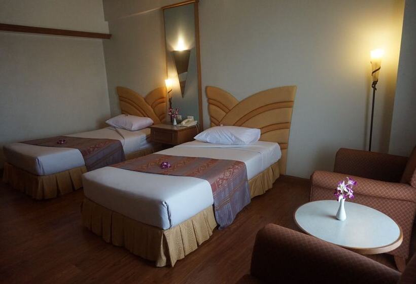 デラックスルーム, Ban Chiang