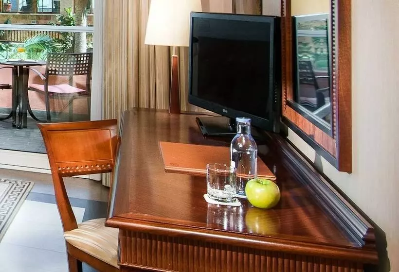 اتاق لوکس با چشم‌انداز باغ, Elba Estepona Gran Hotel & Thalasso Spa