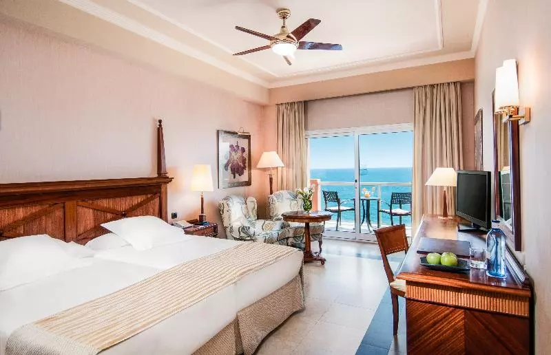 اتاق استاندارد با چشم‌انداز دریا, Elba Estepona Gran Hotel & Thalasso Spa