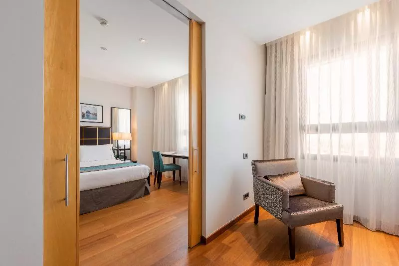سوییت جونیور, Eurostars Gran Valencia