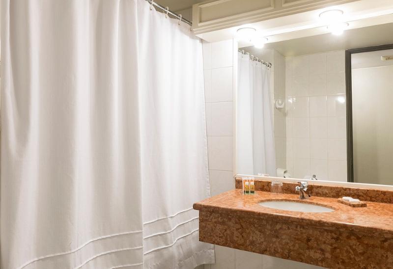 חדר אקזקיוטיב, Frontera Clasico