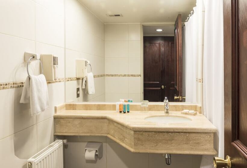 חדר אקזקיוטיב, Frontera Clasico