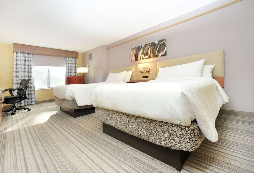 스탠다드 룸 더블 침대 2개, Hilton Garden Inn Saratoga Springs