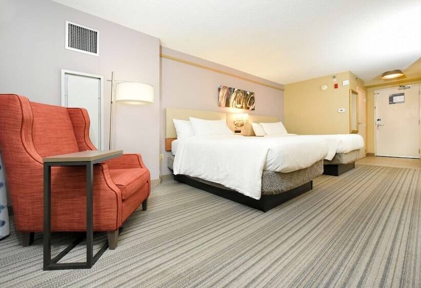 Номер Стандарт 2 Двуспальные Кровати, Hilton Garden Inn Saratoga Springs