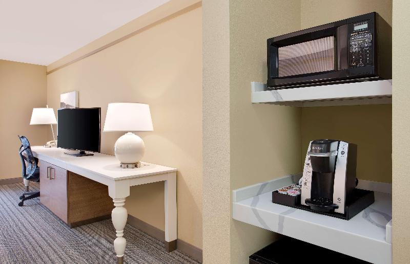 Номер Стандарт, Hilton Garden Inn Saratoga Springs