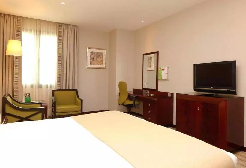 اتاق استاندارد, Holiday Inn Olaya, An Ihg
