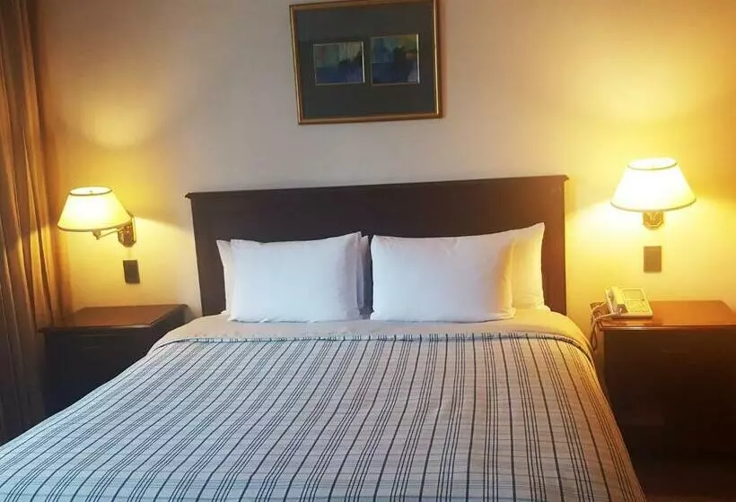سوییت جونیور, Hospedium Princess Hotel Panamá