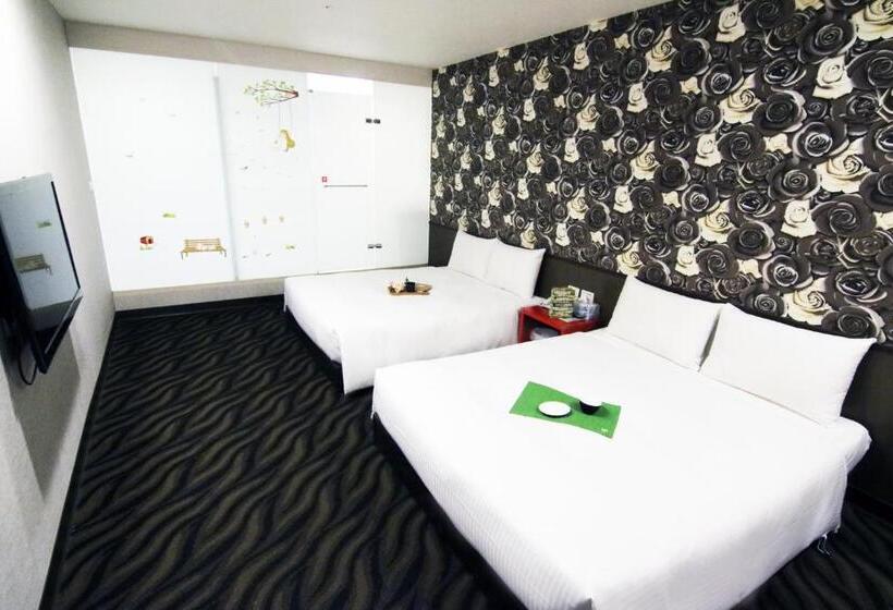 غرفة قياسية رباعية, Liho Hotel Tainan