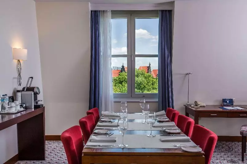 سوییت اجرایی, Radisson Blu Hotel Wroclaw