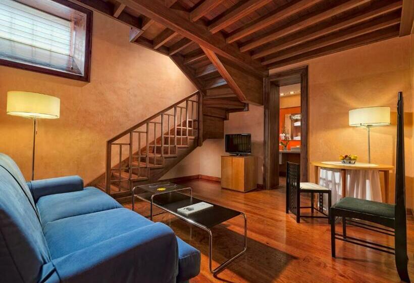 غرفة دوبلكس, San Roque