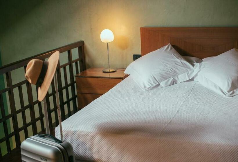 غرفة دوبلكس, San Roque