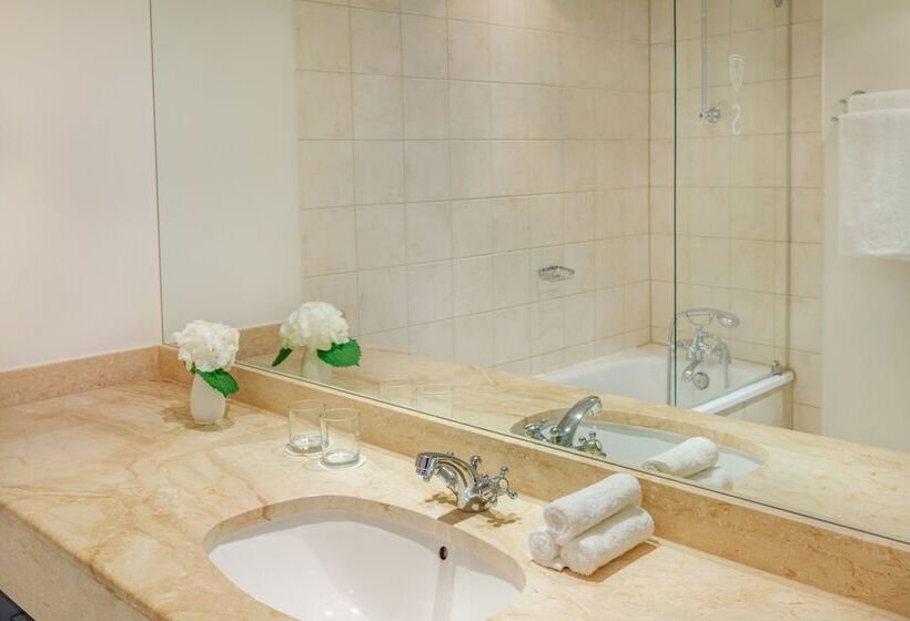 デラックスルーム, Schlössle Hotel   The Leading Hotels Of The World