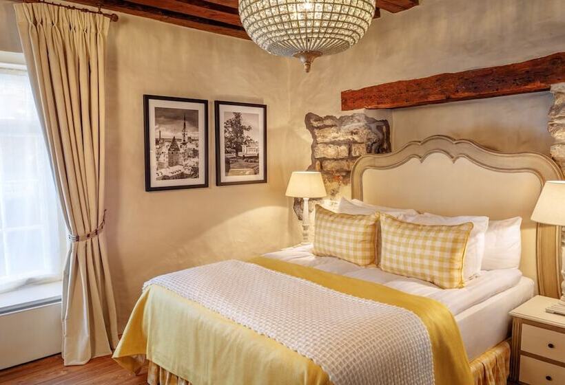 スーペリアールーム, Schlössle Hotel   The Leading Hotels Of The World