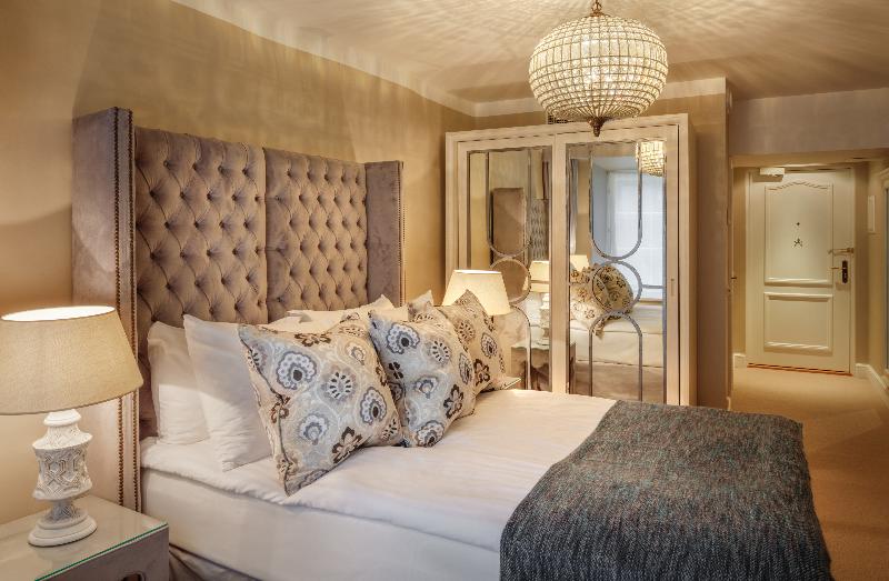 スーペリアールーム, Schlössle Hotel   The Leading Hotels Of The World