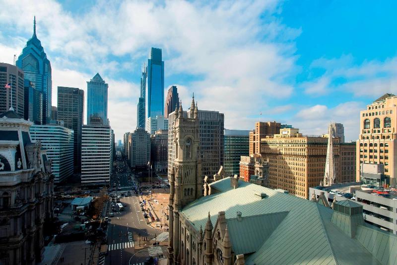 سوئیت اجرایی با تخت کینگ, The Notary Hotel, Philadelphia, Autograph Collection