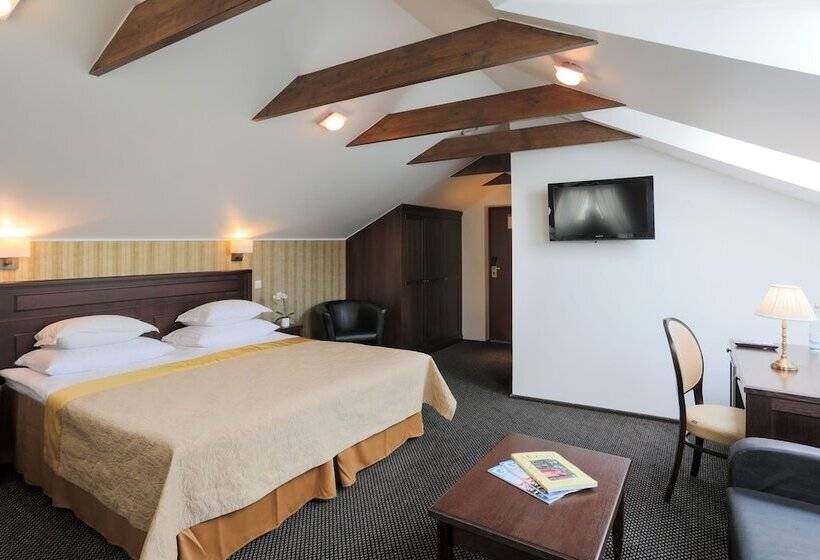 اتاق خانوادگی, The Von Stackelberg Hotel Tallinn