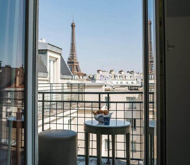 ジュニアスイート, Timhotel Tour Eiffel